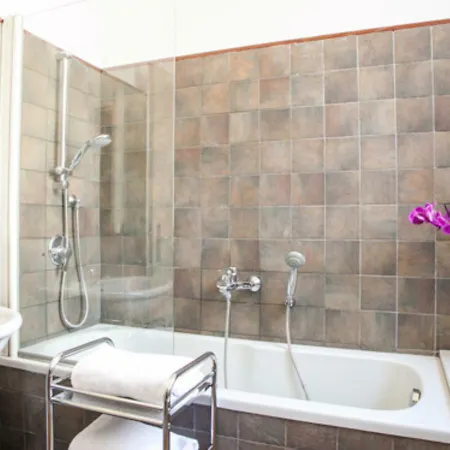 شقة Mercalli Iii ميلان